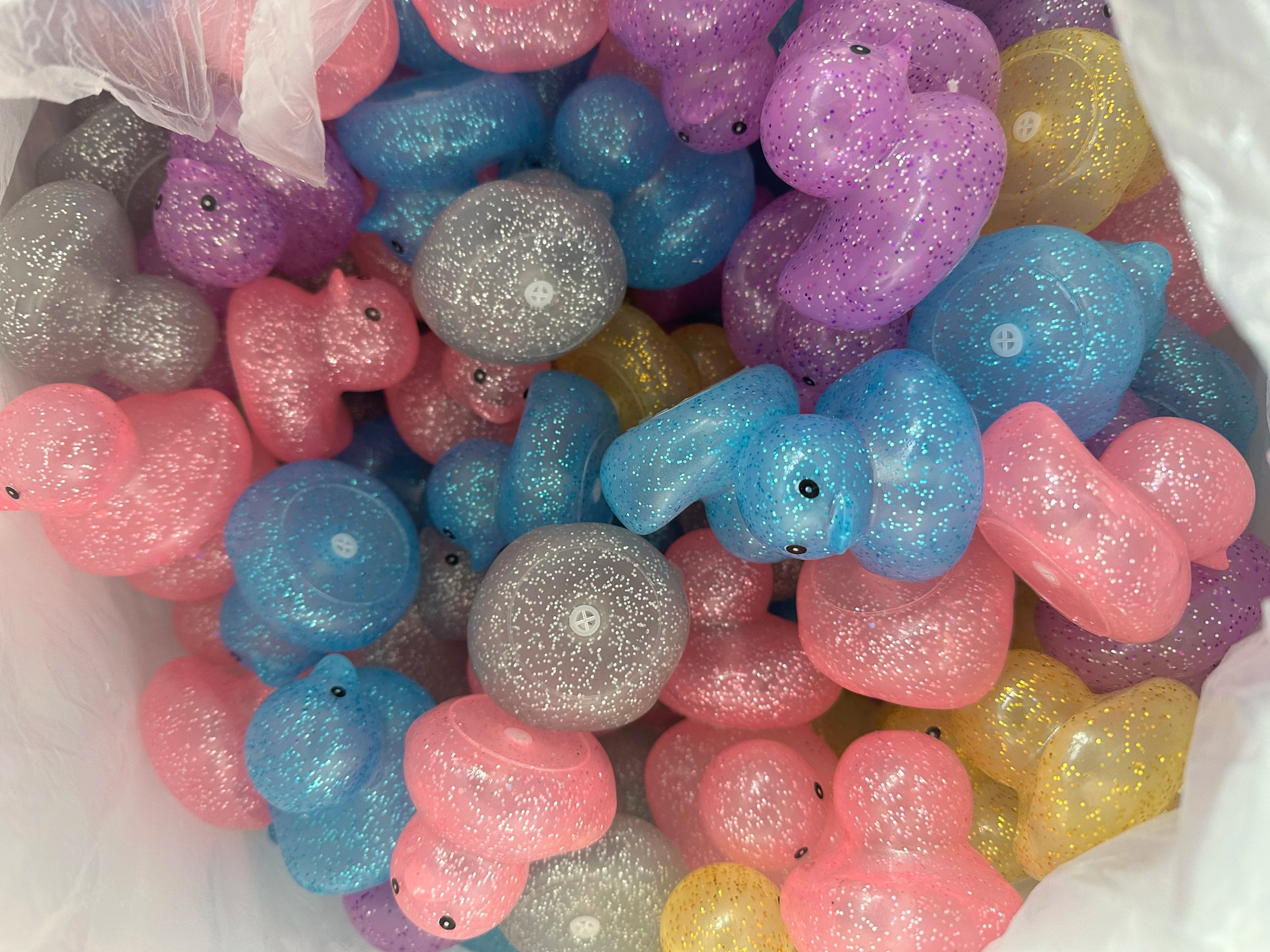 1-100Pcs Rubber Ducks for Kids  Mini Duck Party Favors Bulk Ducks Summer Pool Floating Toys Rubber Ducks Birthday